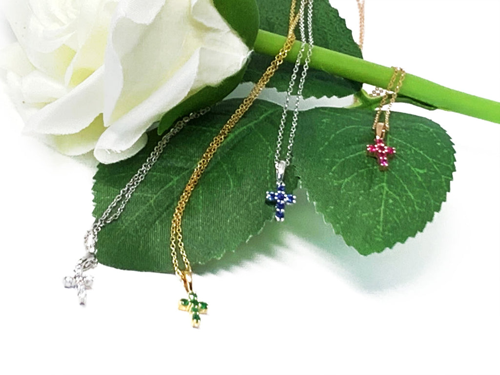 14K Petite Diamond Cross Pendant P22390